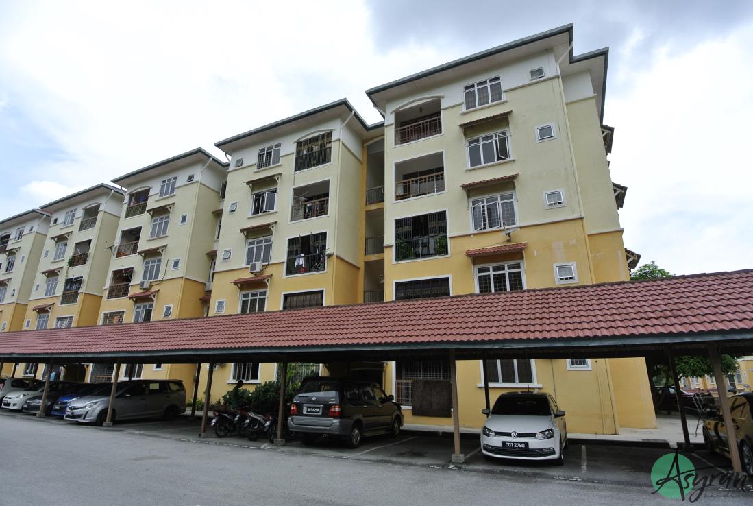 E-Mas Villa Apartment