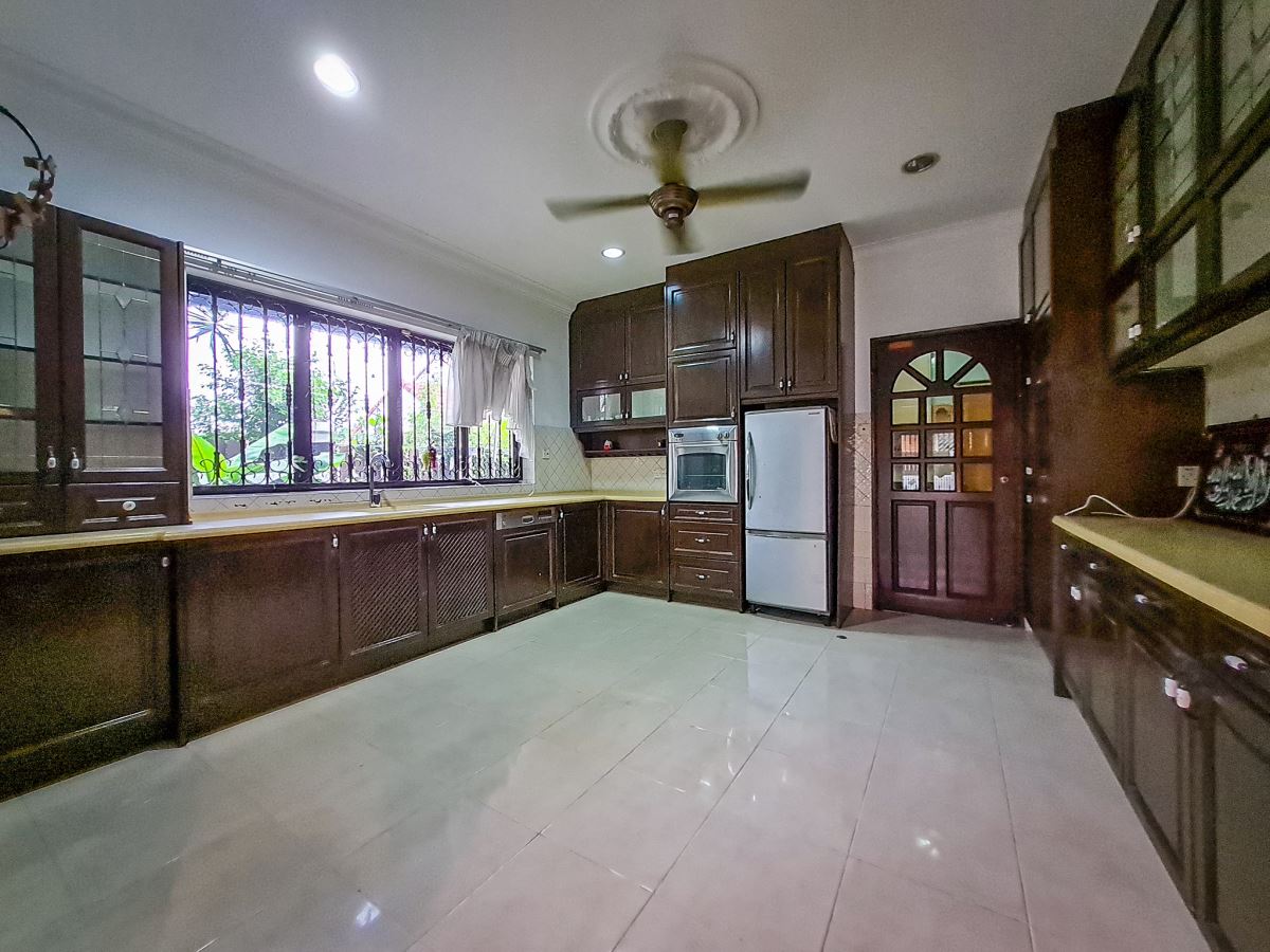 bungalow ttdi kl